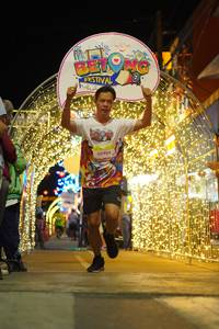 BIB: 50404
                            <button type="button" onclick="openModal(21832098)" class="btn btn-primary btn-sm float-right btn-popup" data-toggle="modal" data-target=".modal-high-quality">
                        <i class="fas fa-shopping-cart"></i> Add to Cart
                    </button>
                                            <button type="button" onclick="isThisMe(21832098, true)" class="btn btn-success btn-sm float-right btn-popup btn-isme hidden" data-toggle="tooltip" data-placement="bottom" title="นี่คือรูปของคุณใช่ไหม คลิกที่นี่เพื่อเอาเข้าอัลบั้ม">
                        <i class="fas fa-plus"></i> Add to album
                    </button>
                    <button type="button" onclick="isThisMe(21832098, false)" class="btn btn-warning btn-sm float-right btn-popup btn-isnotme hidden">
                        <i class="fas fa-ban"></i> Remove from album
                    </button>